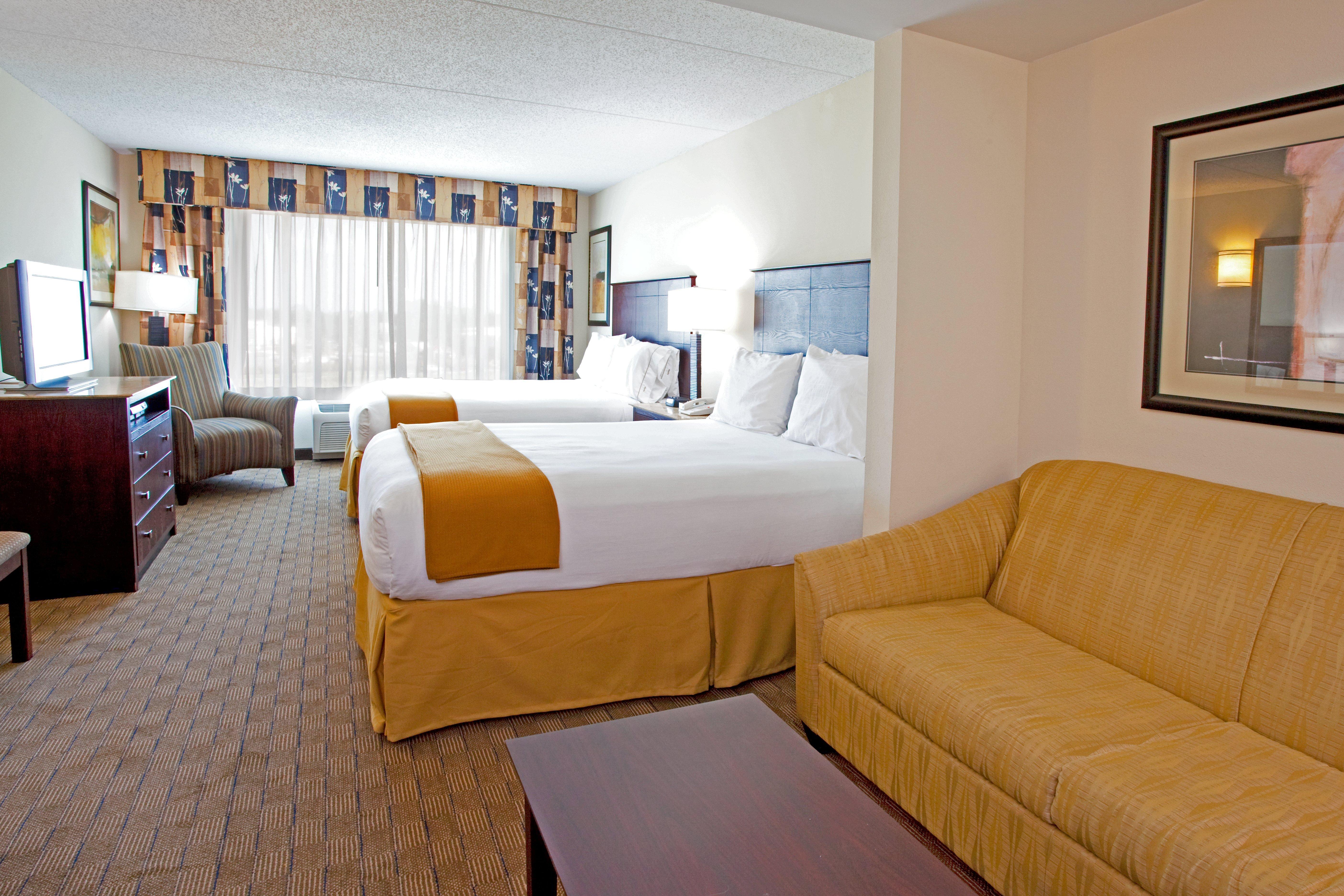 Holiday Inn Express & Suites Columbus At Northlake By Ihg Kültér fotó