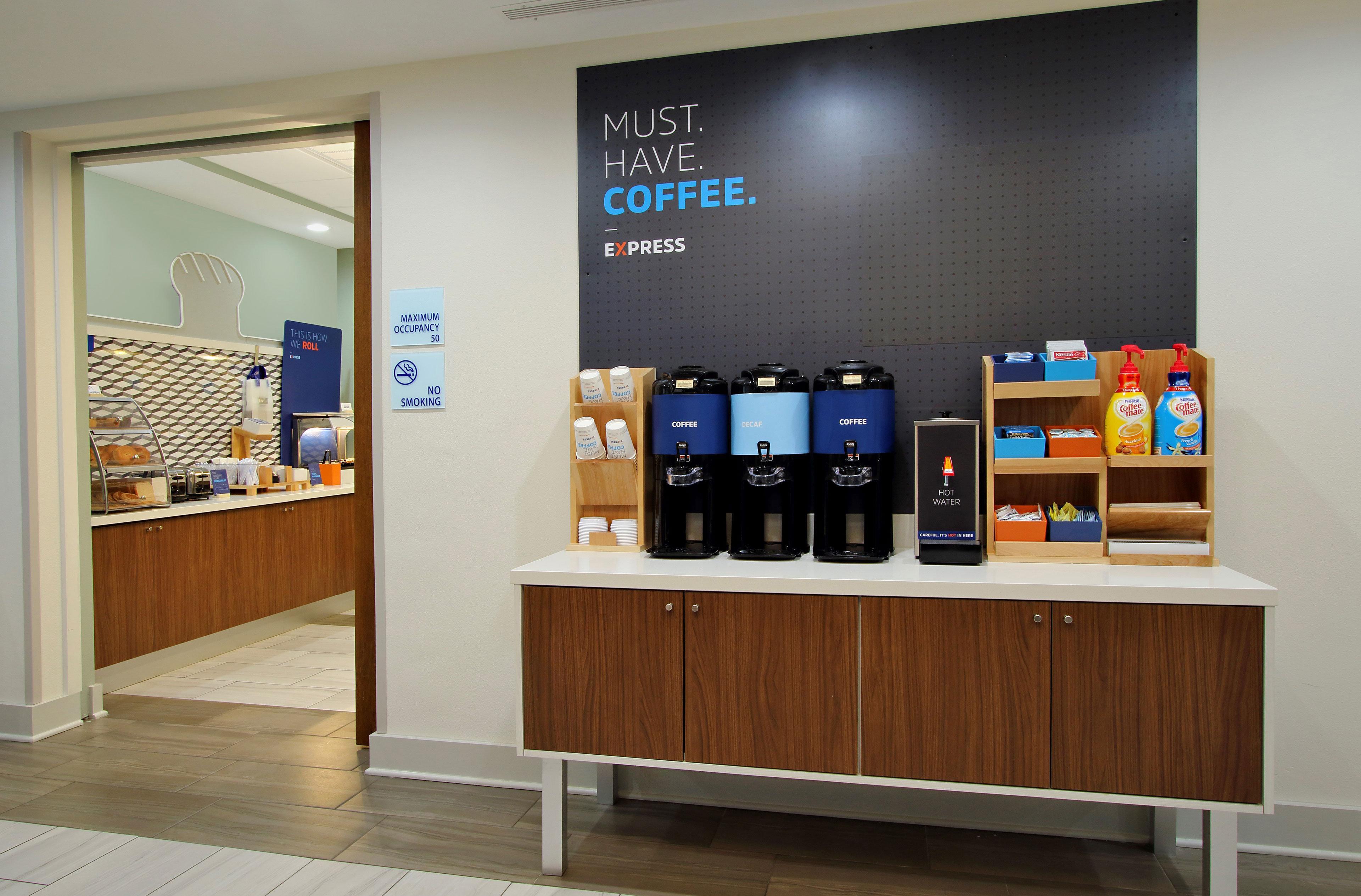 Holiday Inn Express & Suites Columbus At Northlake By Ihg Kültér fotó